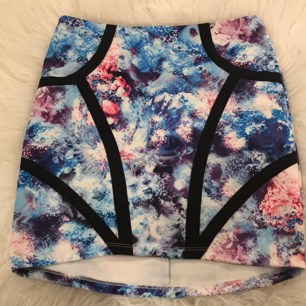 LF skirt
